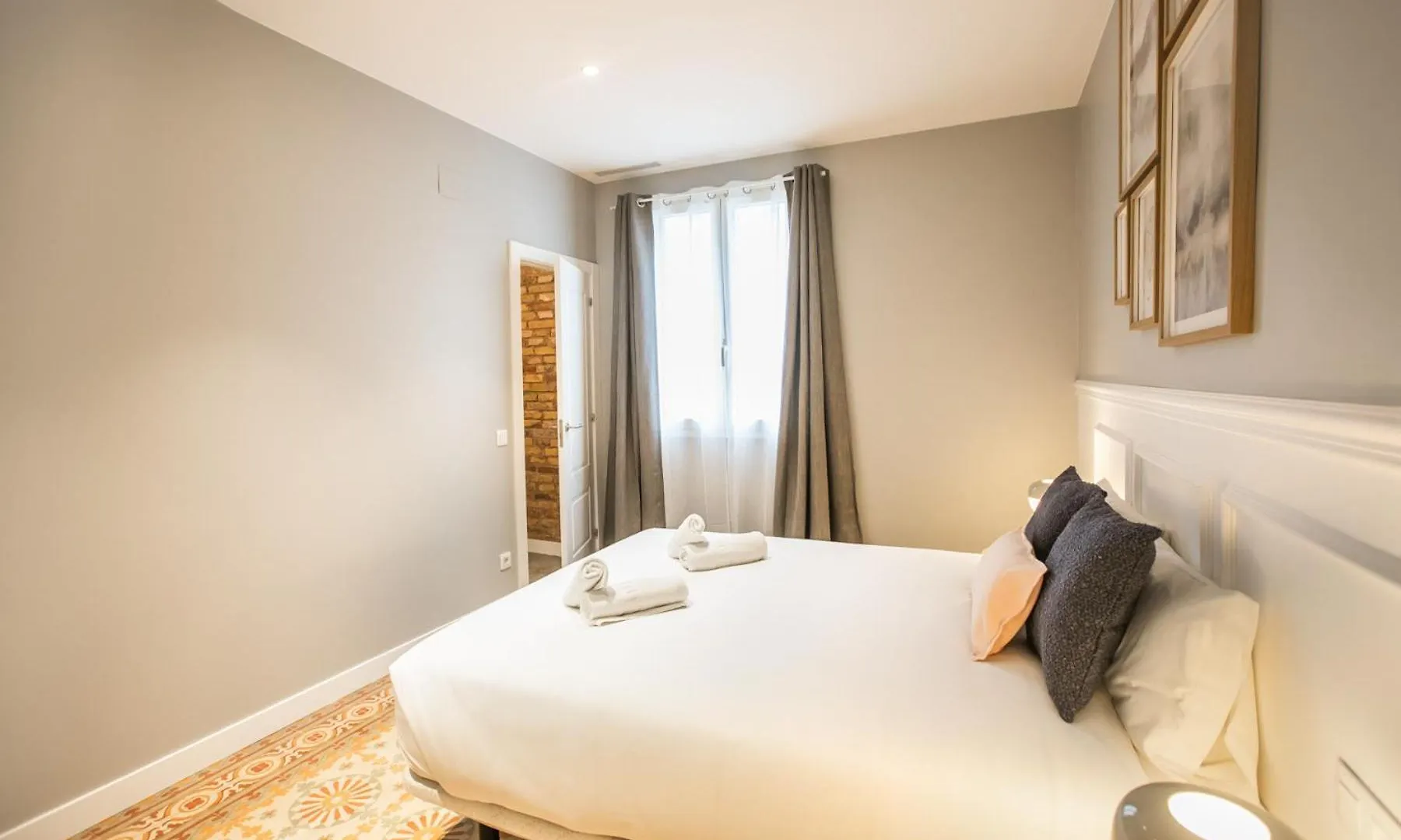 E2Mal1052 - Fantastic Apartment Next To Sagrada Fa バルセロナ スペイン