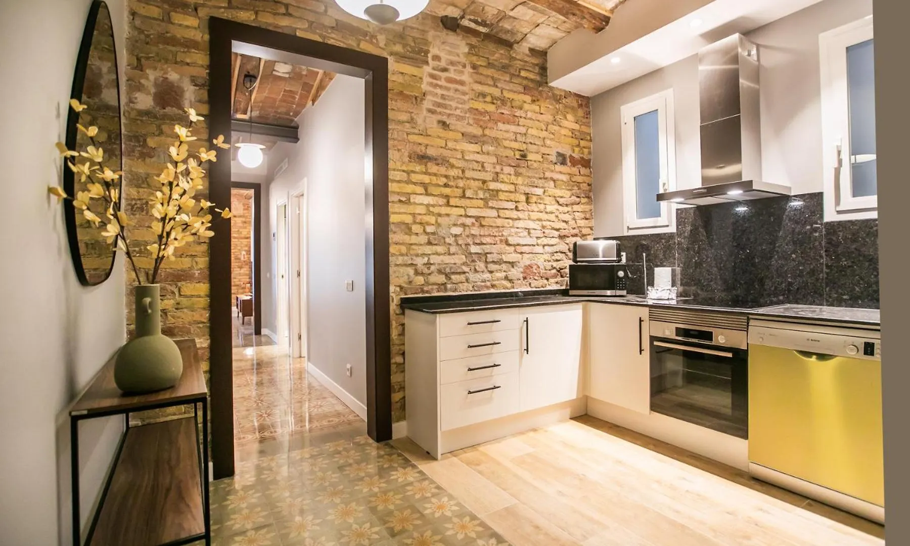 E2Mal1052 - Fantastic Apartment Next To Sagrada Fa バルセロナ